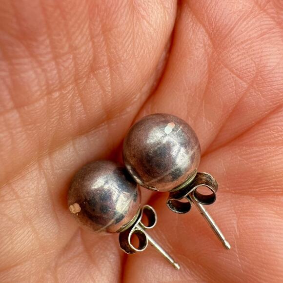 Vintage 8 mm Sterling Silver 925 Ball Sphere Stud Earrings Patina Acid Tested - Picture 4 of 12